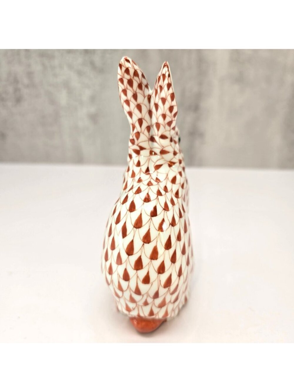 Herend Hungary Handpainted Porcelain Bunny With Gold Accents Fishnet BA209 - Picture 6 of 8